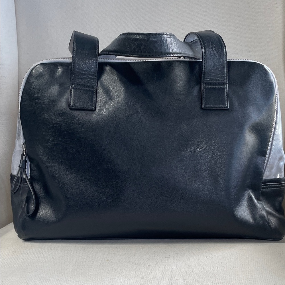 Lululemon Urban Sanctuary Bag - Black and Silver - Picture 7 of 16